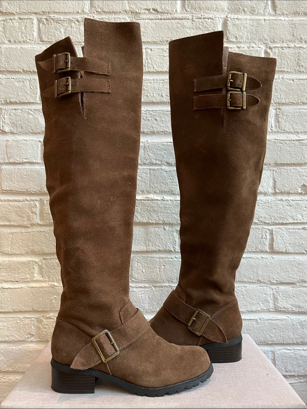 SOLE SOCIETY Brown Suede Over the Knee Lug Sole Low Heel Boots Buckles Size 6